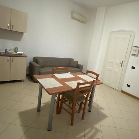 Apartamento Apartament Piata Victoriei Timisoara Exterior foto
