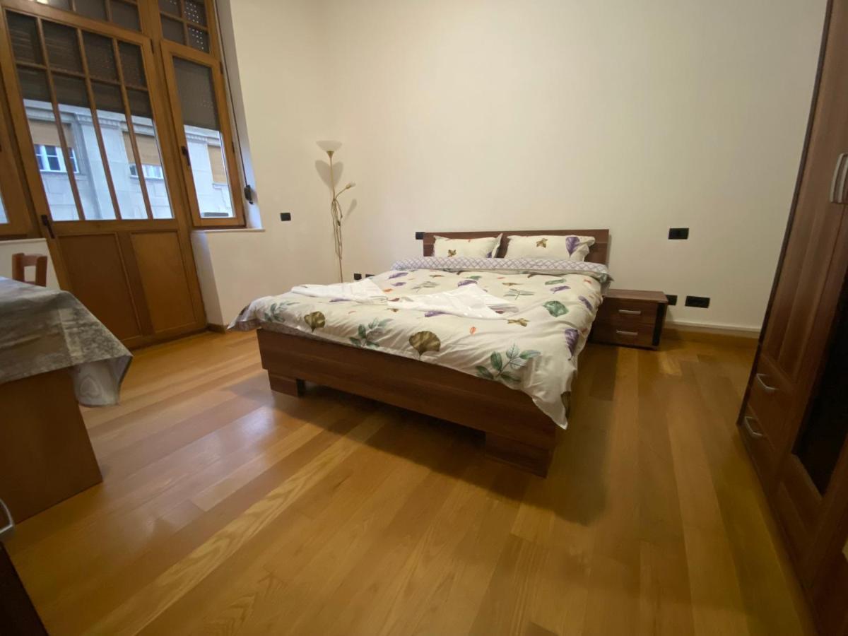 Apartamento Apartament Piata Victoriei Timisoara Exterior foto